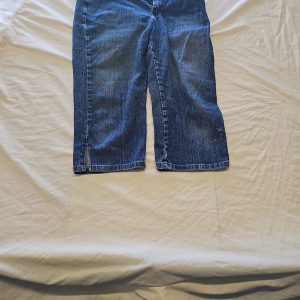 Vintage Lee 'At The Waist' Blue Denim Capri Jeans with Hem Slits w32 CC951