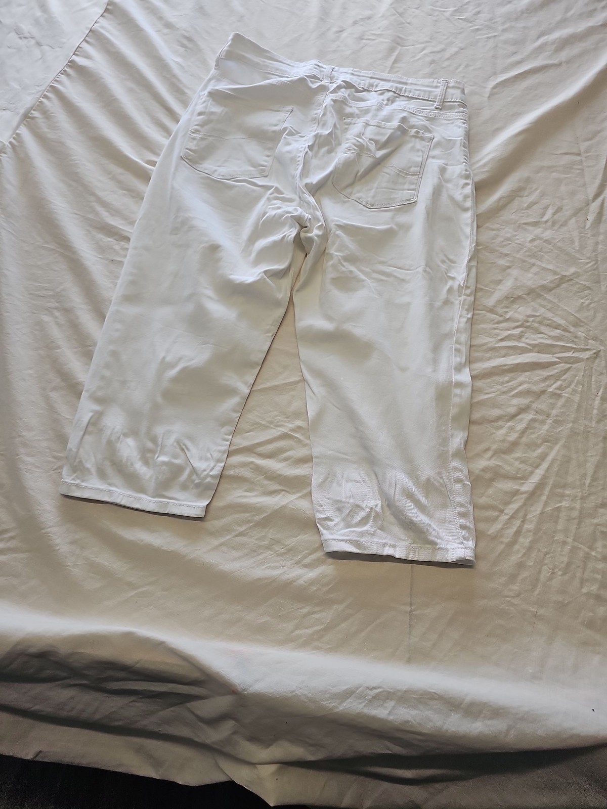 Lee Easy Fit White Denim Cropped Jeans W34 CC954 - Image 4