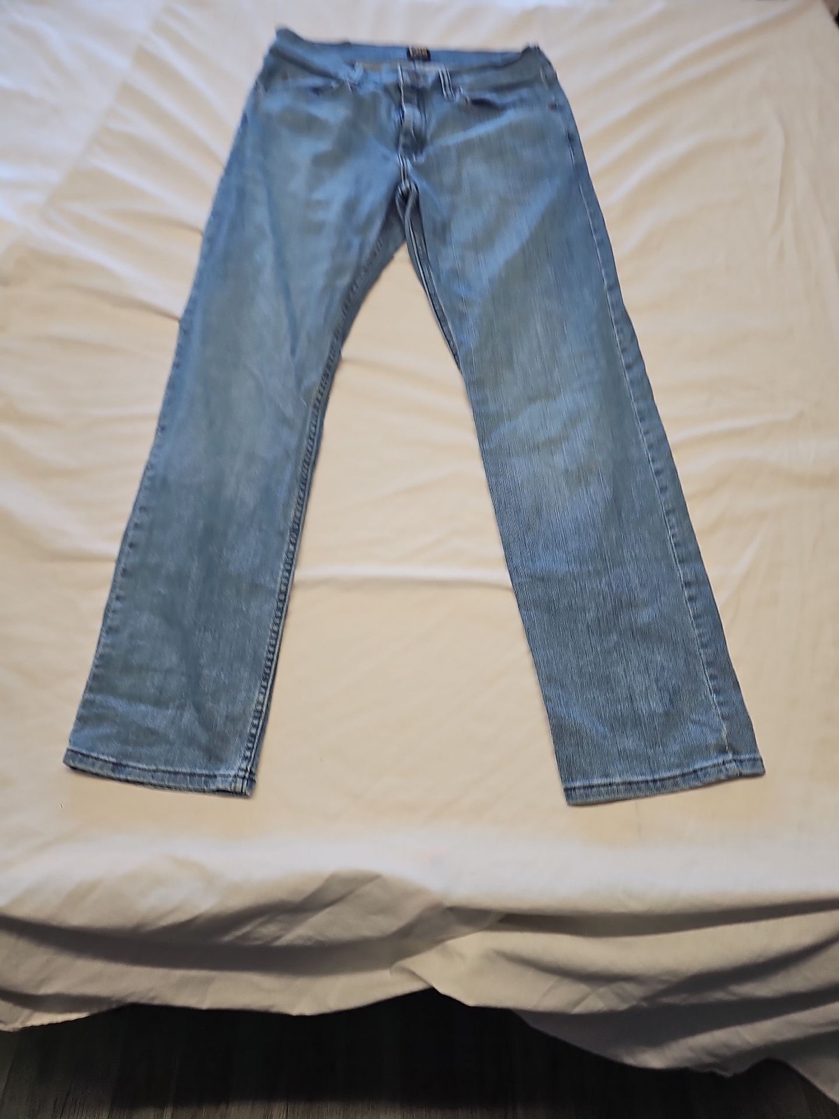 Lee Regular Fit Blue Denim Jeans for Men w30 l32 CC948