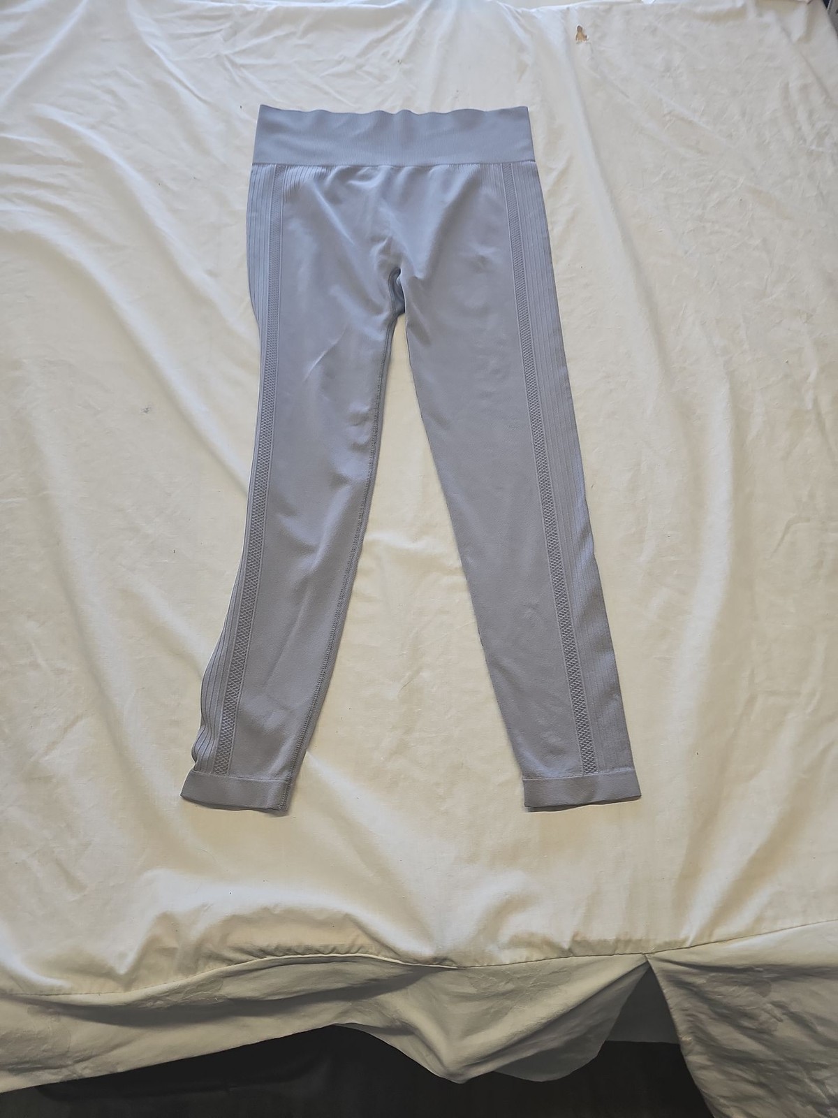 Women's High-Waisted Seamless Performance Leggings in Periwinkle Blue L MM51