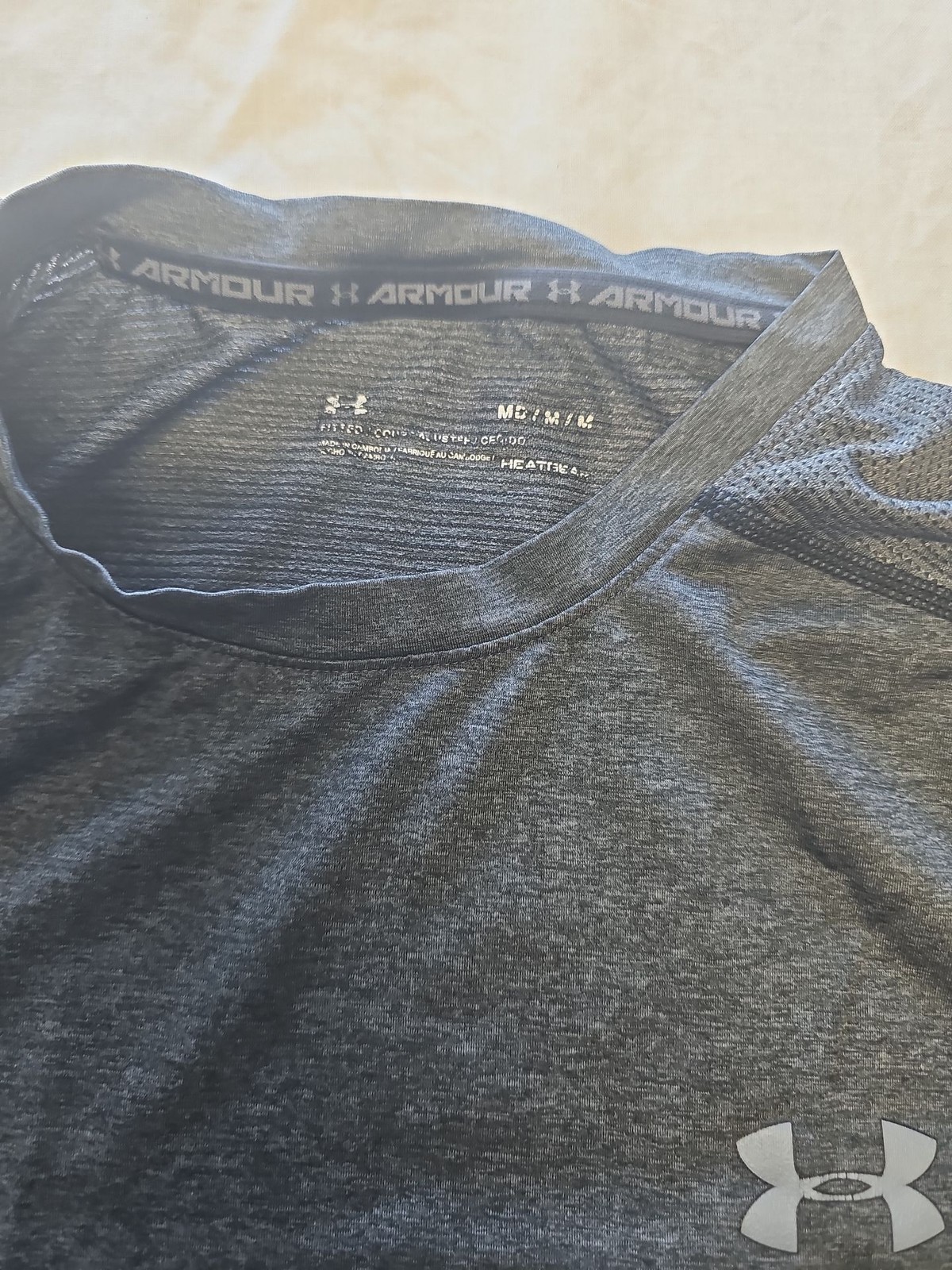 Under Armour Men’s HeatGear Fitted Short Sleeve T-Shirt Heather Charcoal M MM52
