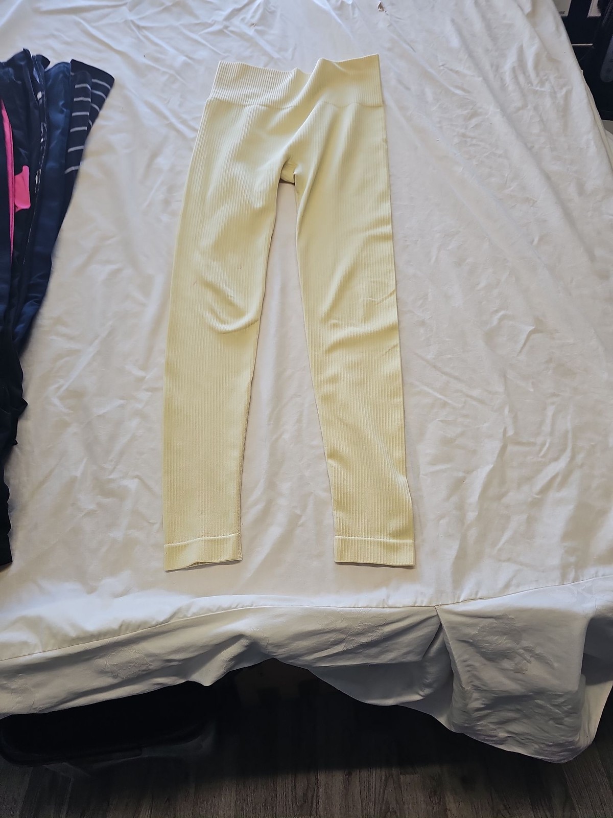 Primark Work Out Pale Yellow Ribbed High-Waisted Seamless Leggings uk 10/12 LL26