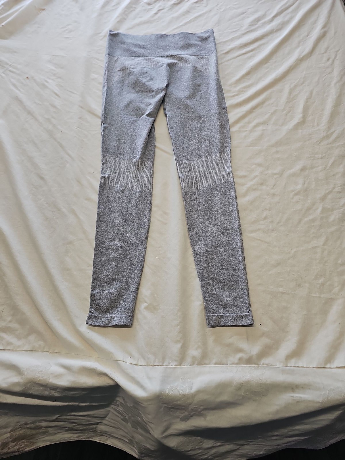 Gymshark Vital Seamless Leggings in Marl Grey approx w26 LL11