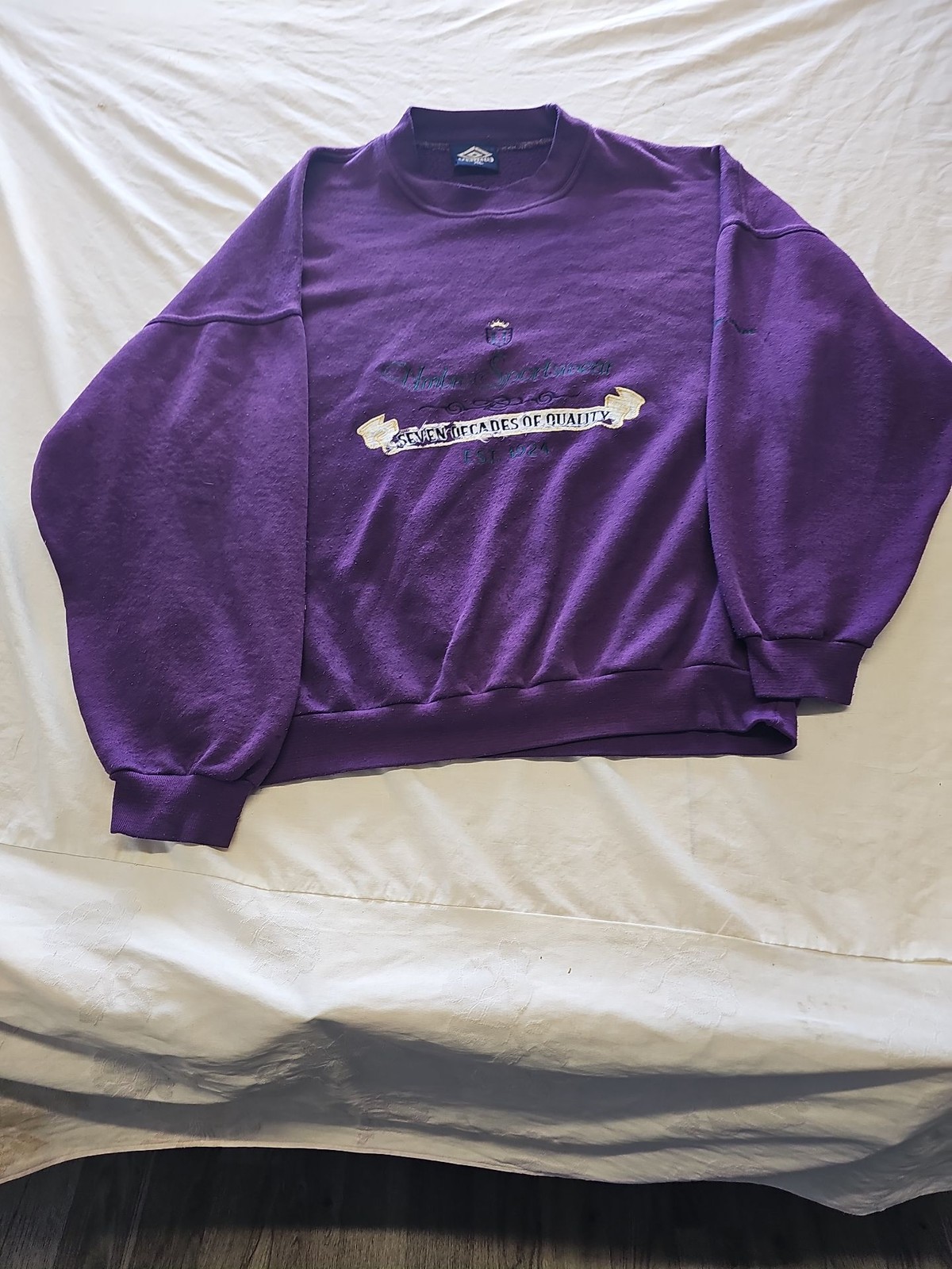 Vintage Umbro Purple Embroidered Graphic Sweatshirt XL KK1001