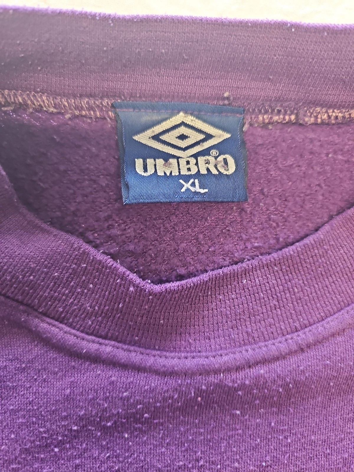 Vintage Umbro Purple Embroidered Graphic Sweatshirt XL KK1001