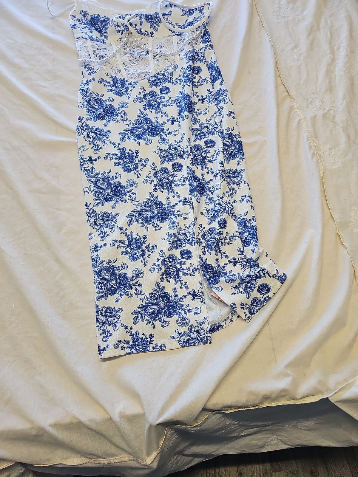 SHEIN MOD Blue Toile Floral Print Midi Dress with Slit size 8/10 KK206 - Image 3