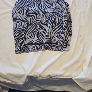 Papaya Zebra Print V-Neck Knitted Jumper size 16 KK192