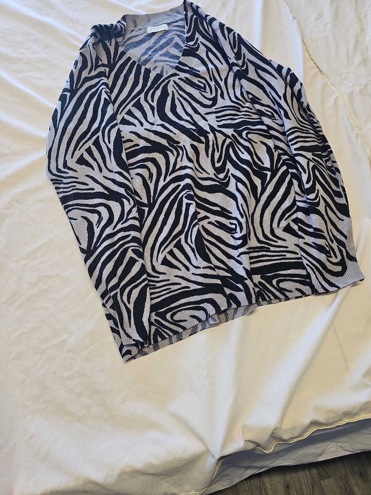 Papaya Zebra Print V-Neck Knitted Jumper size 16 KK192 - Image 3