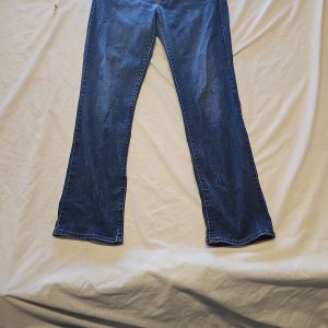 Levi's 714 Straight Leg Women's Blue Denim Jeans Size 32 GG997