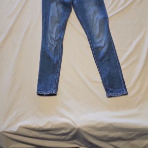 Levi's 711 Skinny Jeans Mid-Wash Blue Waist 26 GG996