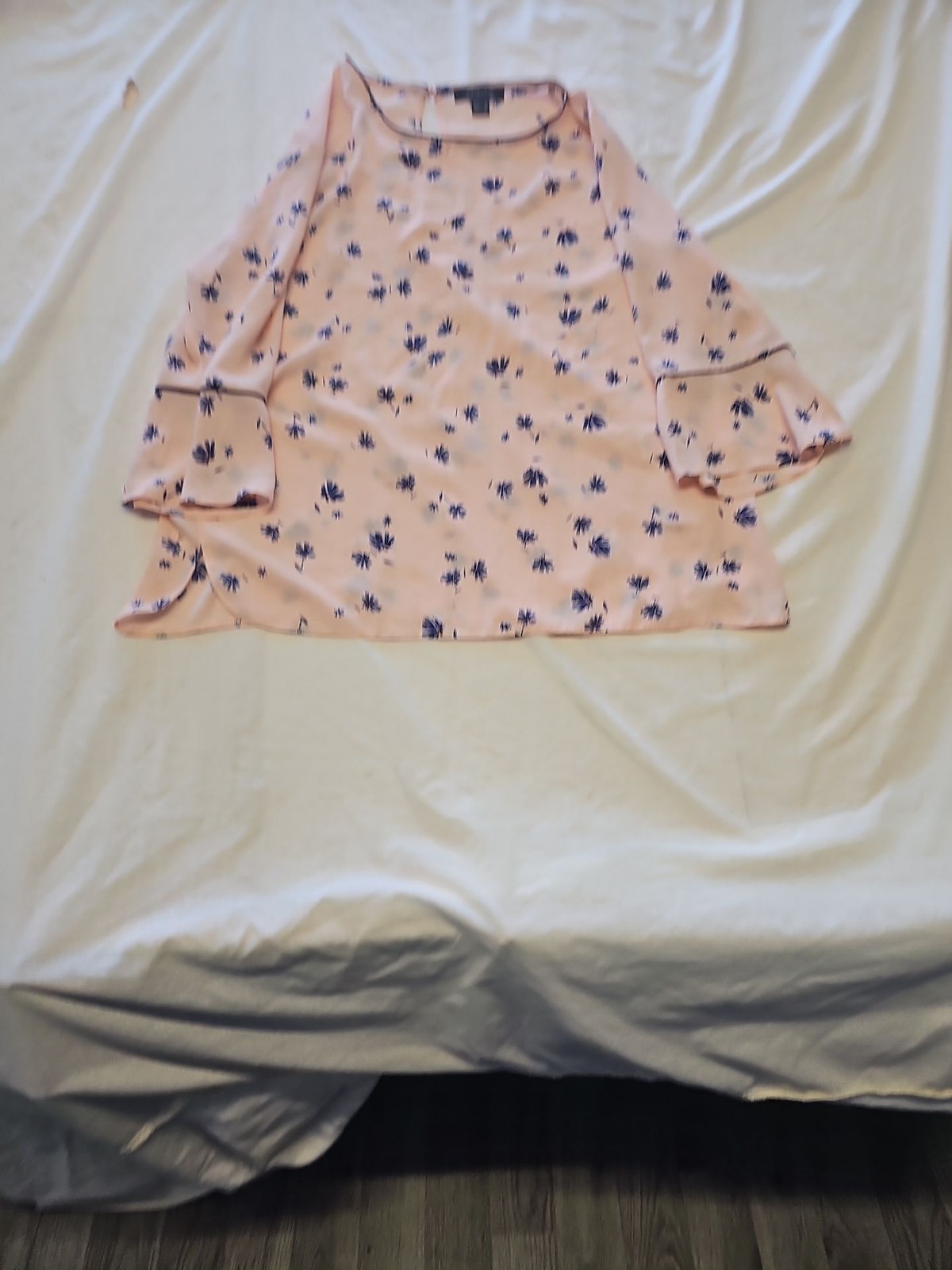 Primark Pink Floral Bell Sleeve Blouse UK16 GG992