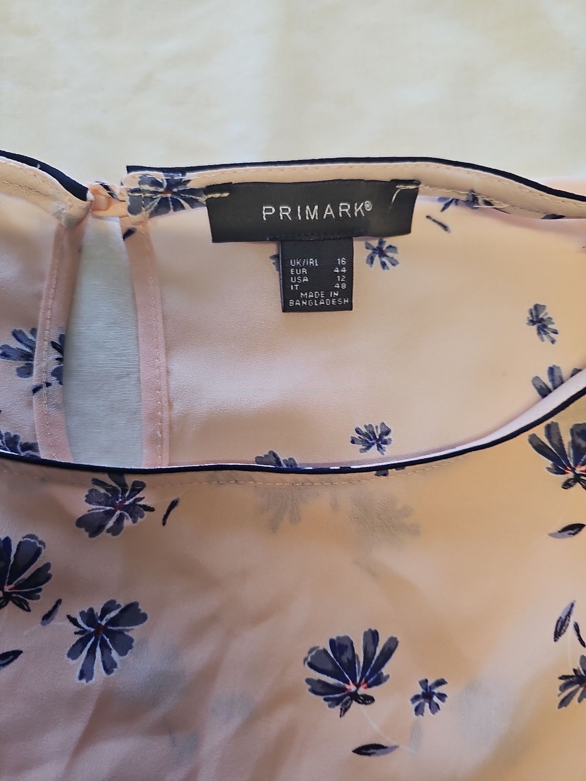 Primark Pink Floral Bell Sleeve Blouse UK16 GG992