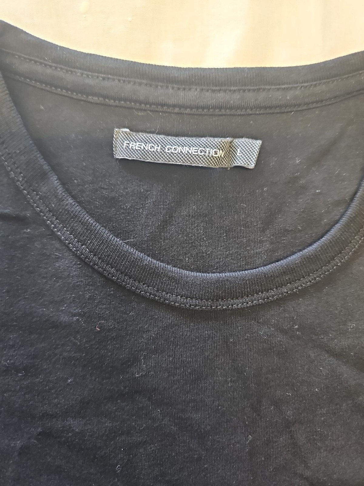 French Connection Men’s Premium Black Crew Neck T-Shirt – Size Large Q773