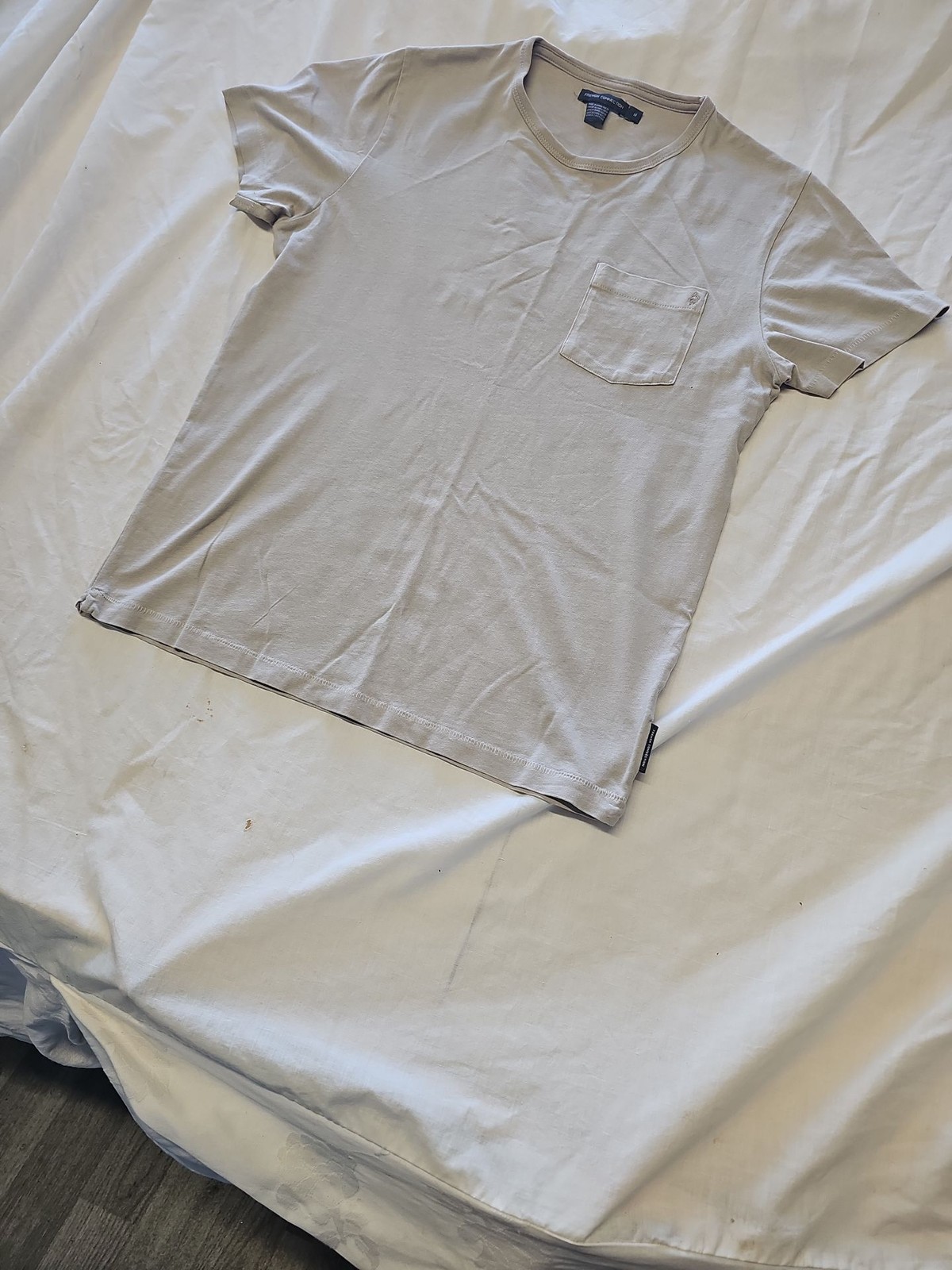 French Connection Men's Beige Pocket T-Shirt Size M Q769 - Image 4