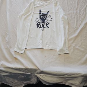 Vintage-Style Long Sleeve 'Rock' Graphic Tee in White s Q777