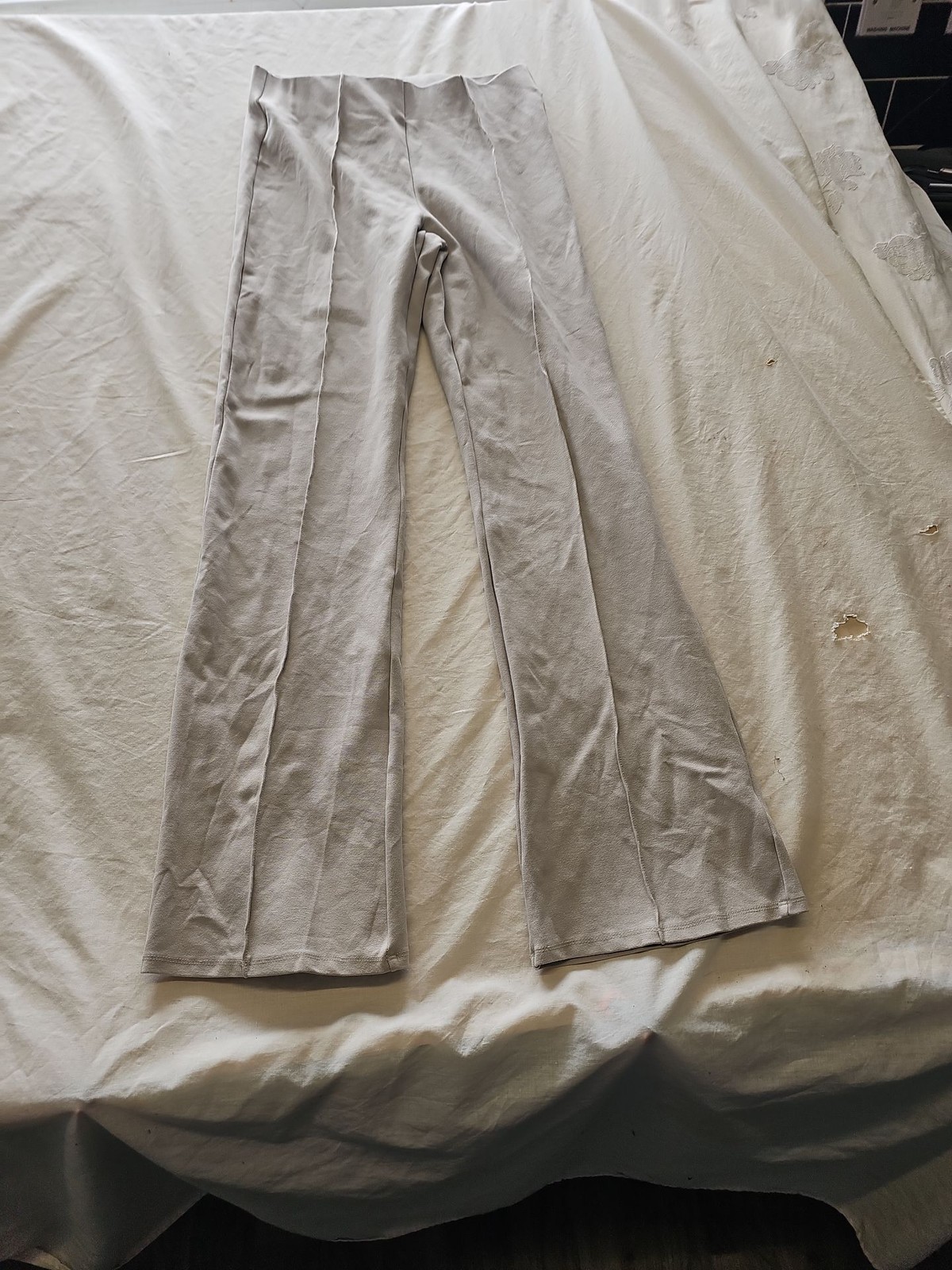 Primark Taupe High-Waisted Pintuck Flare Trousers uk14 R792