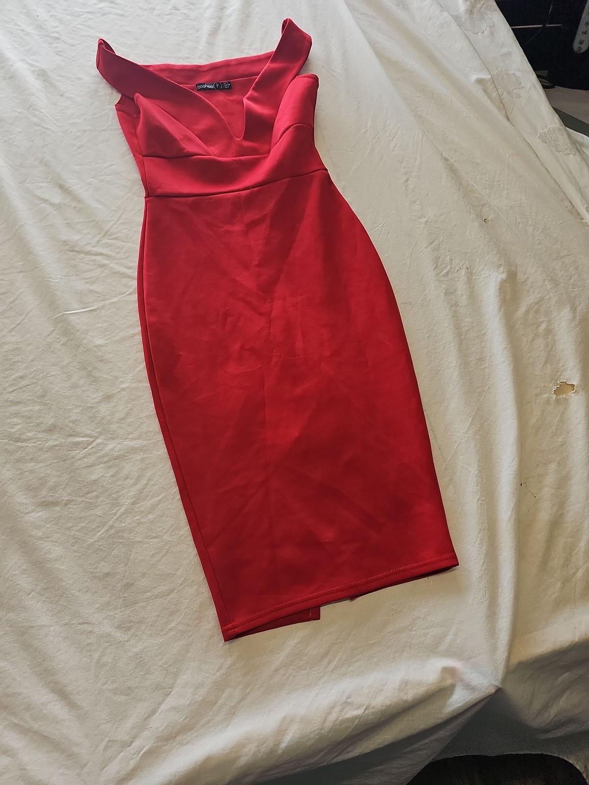 Boohoo Petite Red Off-the-Shoulder Bodycon Midi Dress uk 8 S809 - Image 3