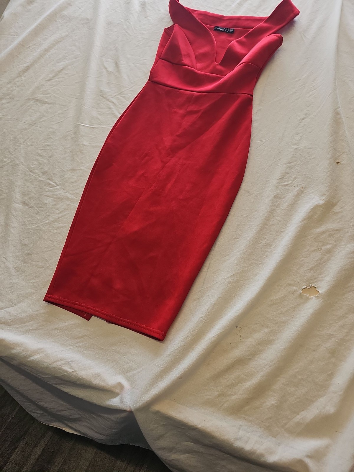 Boohoo Petite Red Off-the-Shoulder Bodycon Midi Dress uk 8 S809 - Image 4
