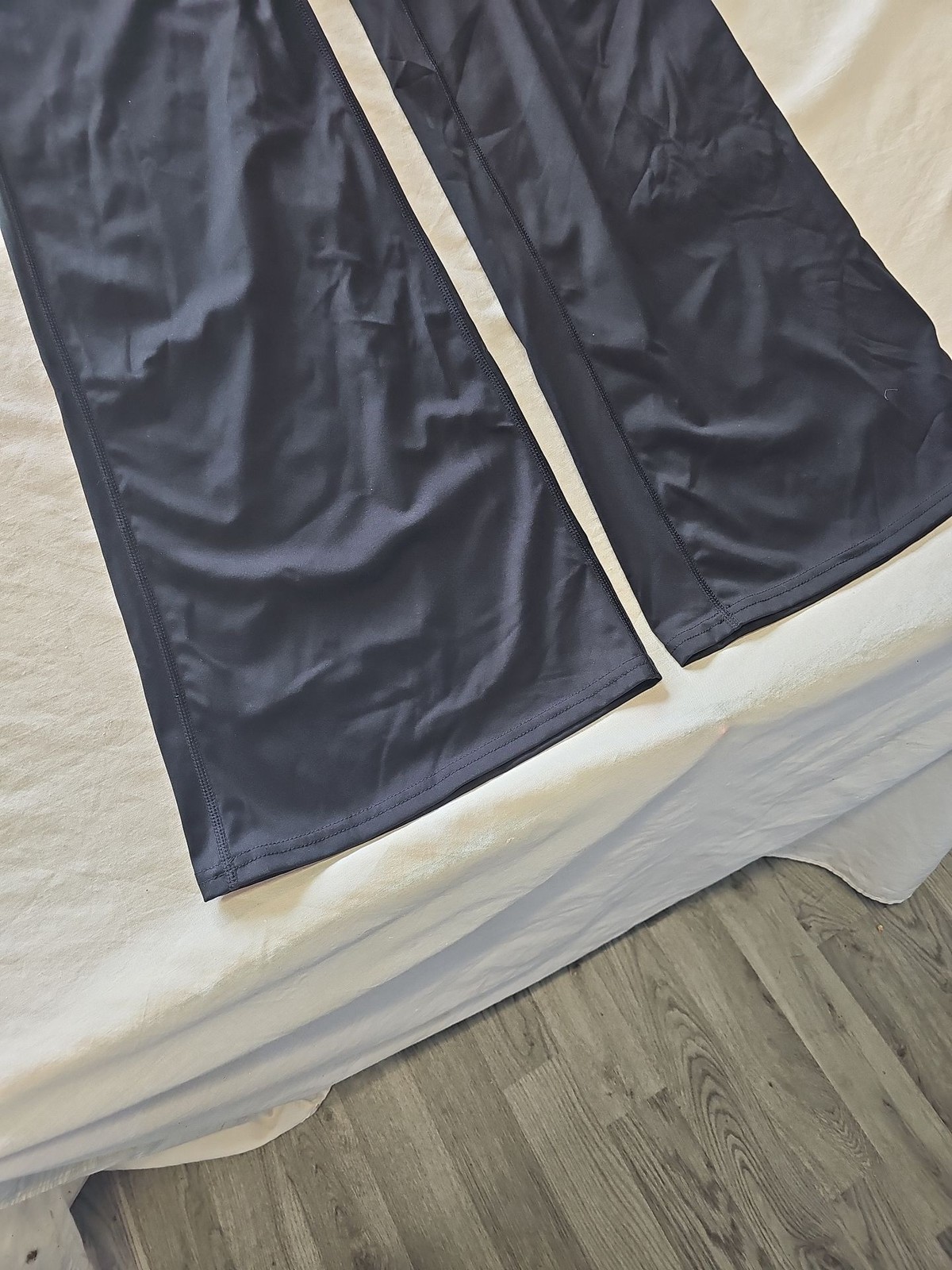 Black High-Waisted Flare Yoga Pants Xl P749 - Image 3