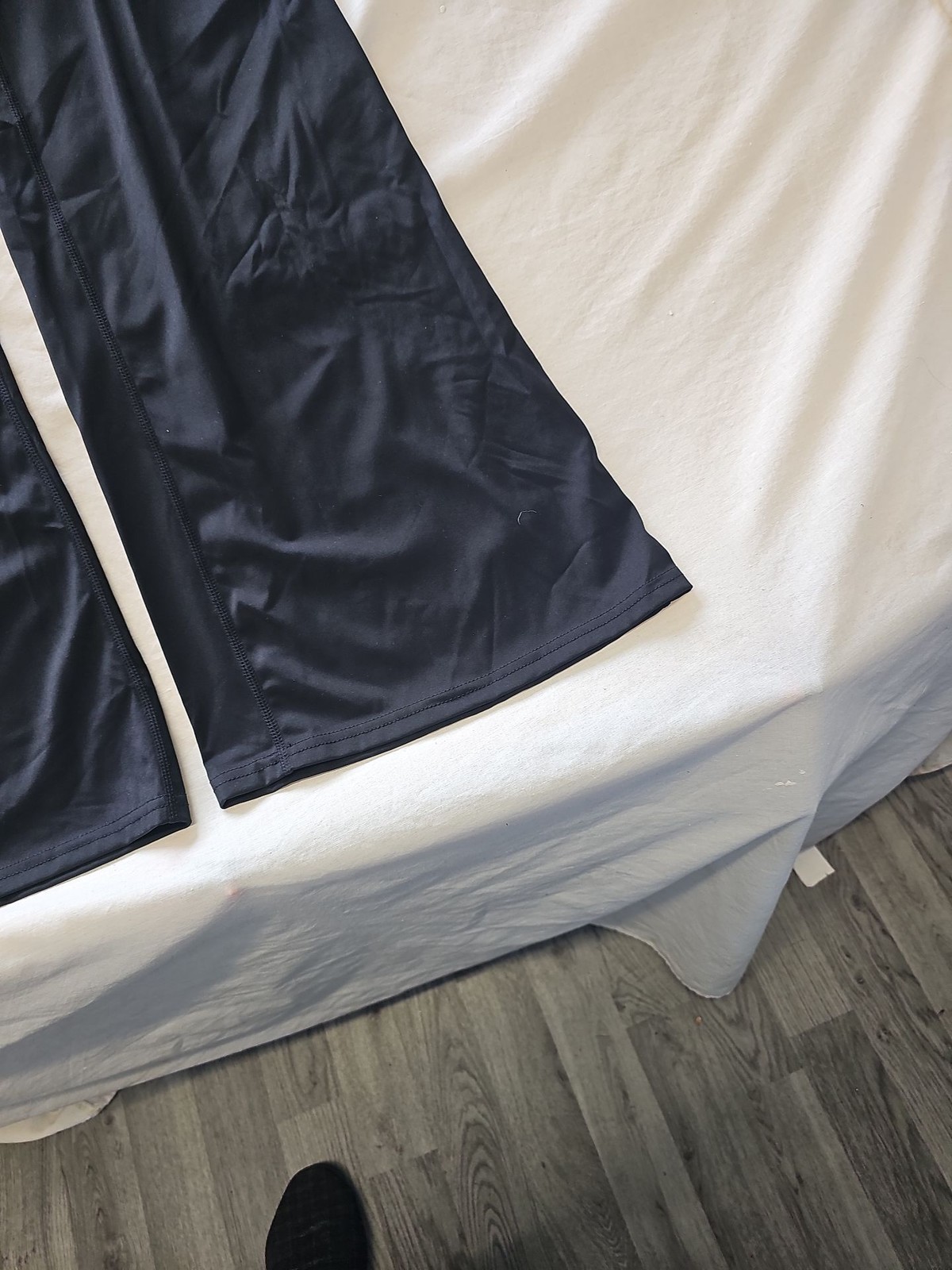 Black High-Waisted Flare Yoga Pants Xl P749 - Image 4