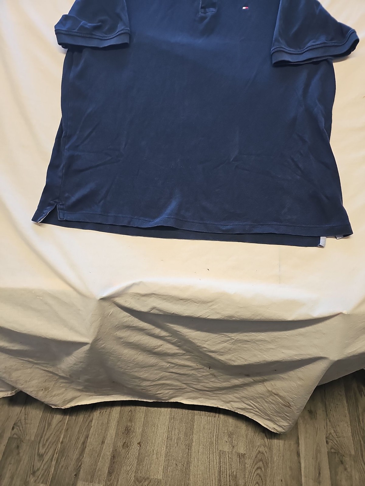 Tommy Hilfiger Classic Fit Navy Blue Polo Shirt XL V863 - Image 4