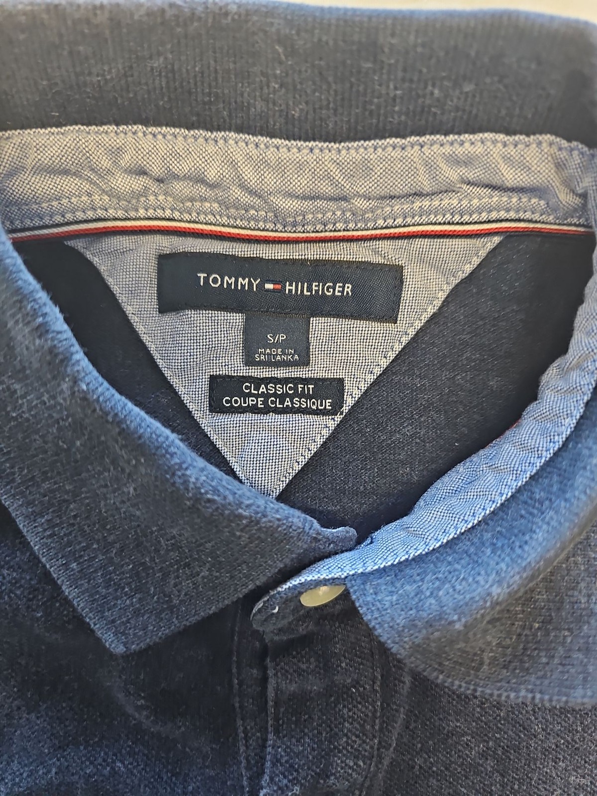 Tommy Hilfiger Men’s Classic Fit Pique Polo Shirt Navy Blue Small Y879
