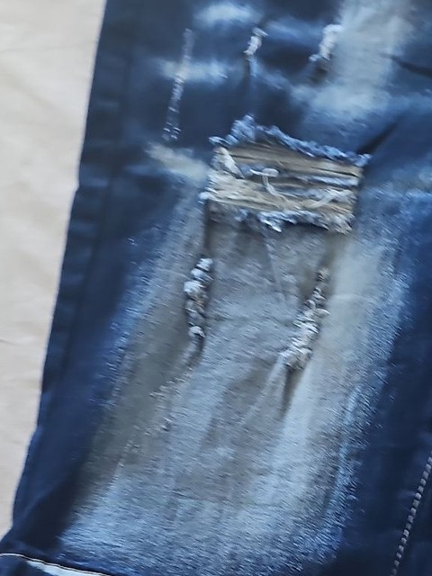 SHEIN Men's Distressed Dark Wash Denim Shorts - Size 33 356 - Image 8