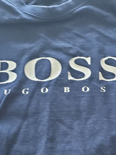 Hugo Boss Navy Blue Graphic T-Shirt with White Logo size L 316 - Image 9