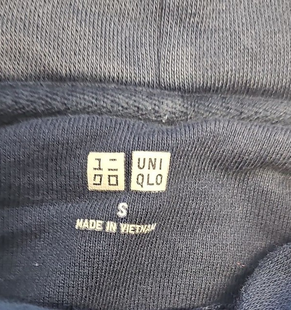 Uniqlo Men's Navy Blue Pullover Hoodie Size Small PP184 - Image 9