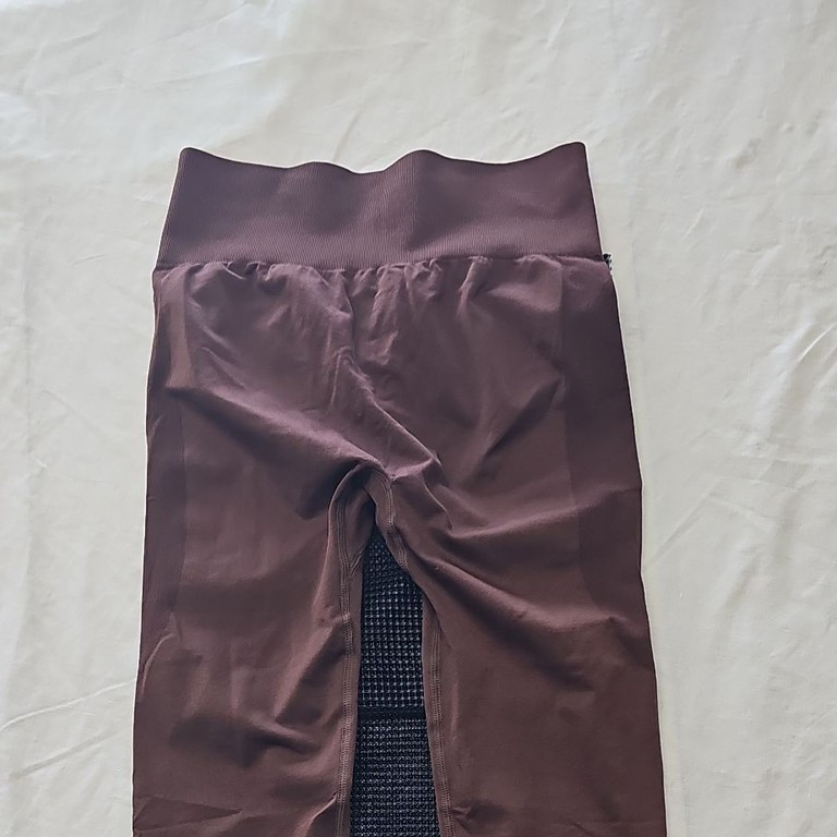 High-Waisted Seamless Ribbed Gym Leggings in Chocolate Brown QQ1064 - Image 6