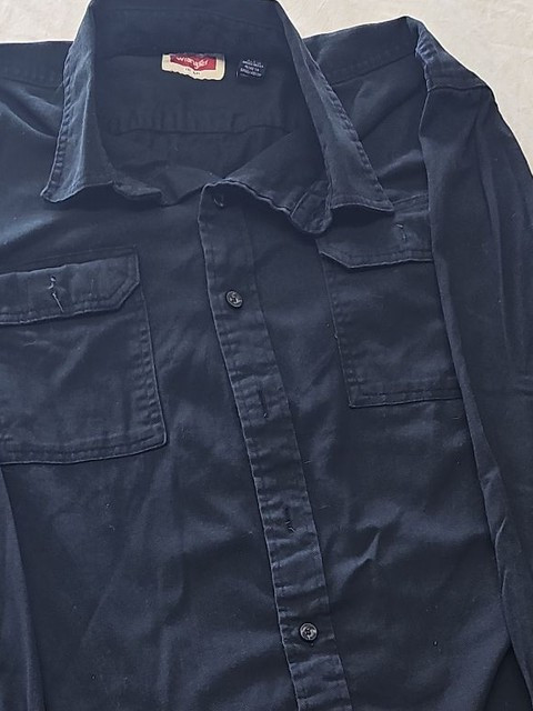 Wrangler Men's Classic Black Long Sleeve Work Shirt - Size Large SS1082 - Image 11