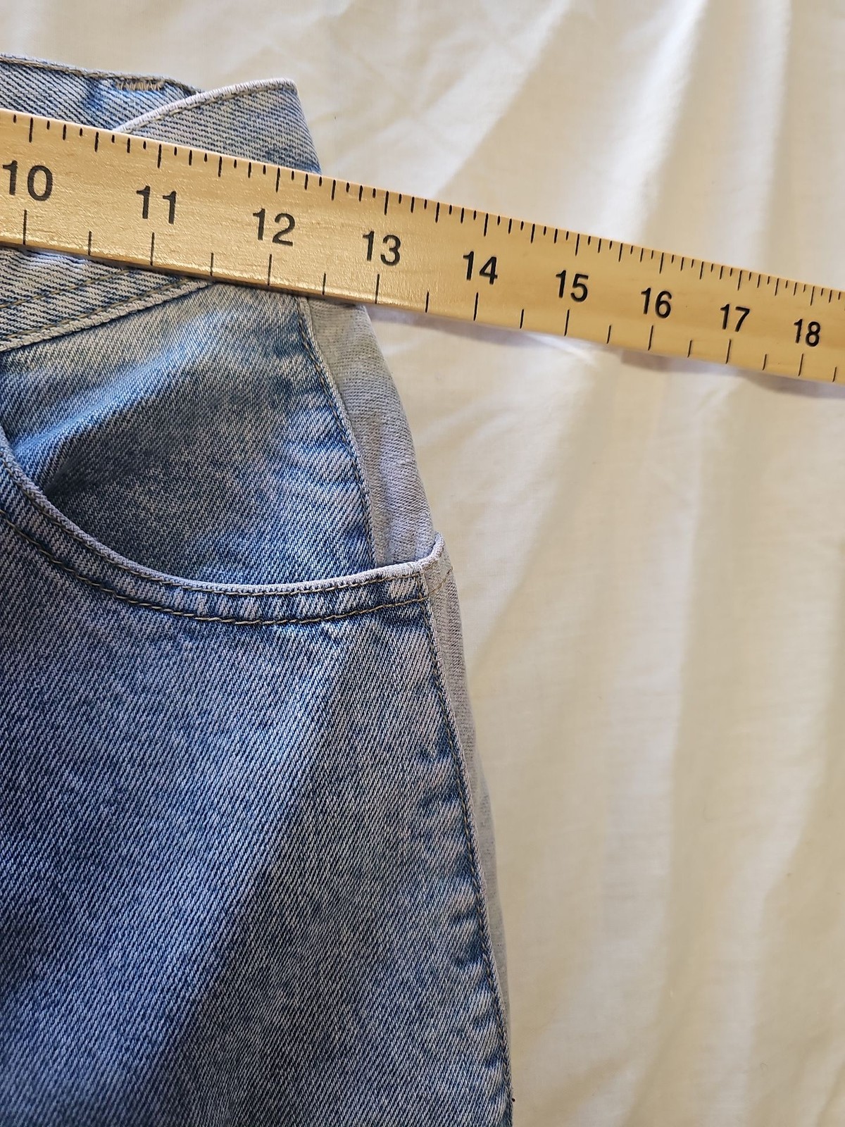 Vintage Santana Light Wash High-Waisted Slim Jeans with Ankle Zips W26 L29UU1110 - Image 3