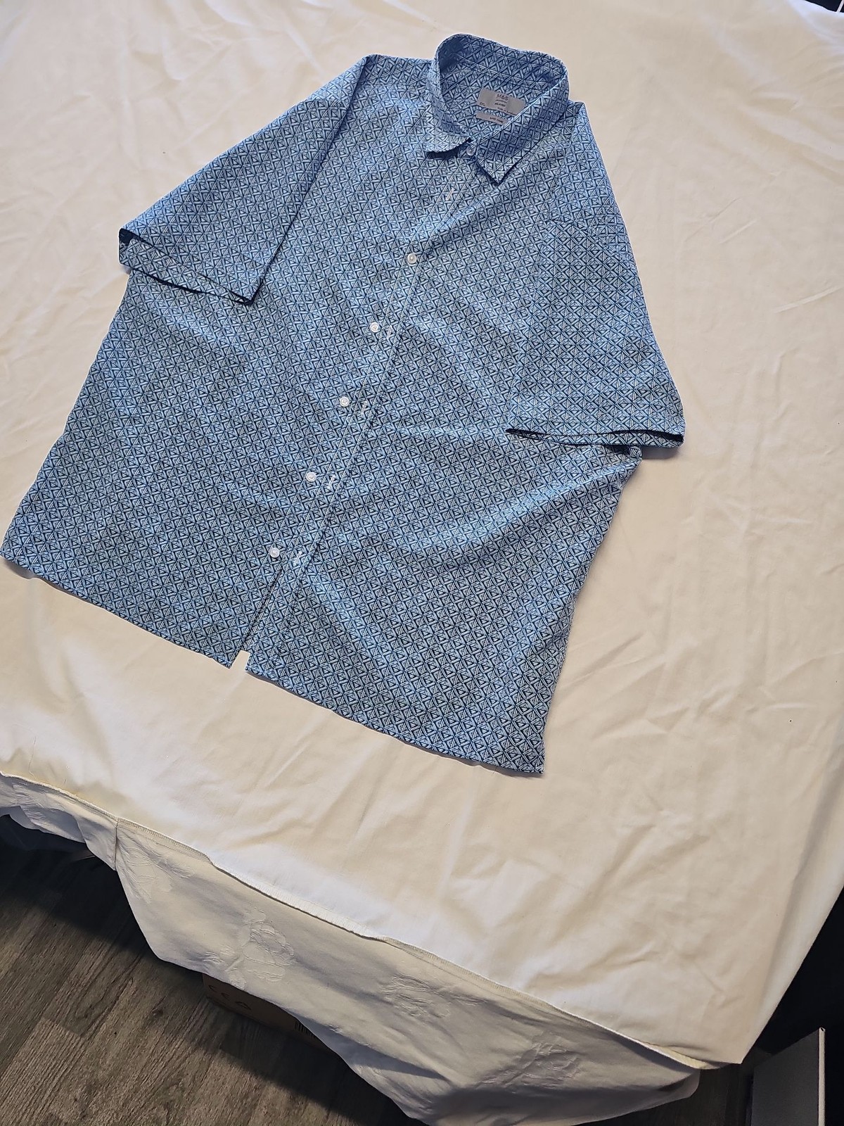 M&S Collection Men's Blue Geometric Print Short Sleeve Shirt - 2XL XX1151 - Image 4