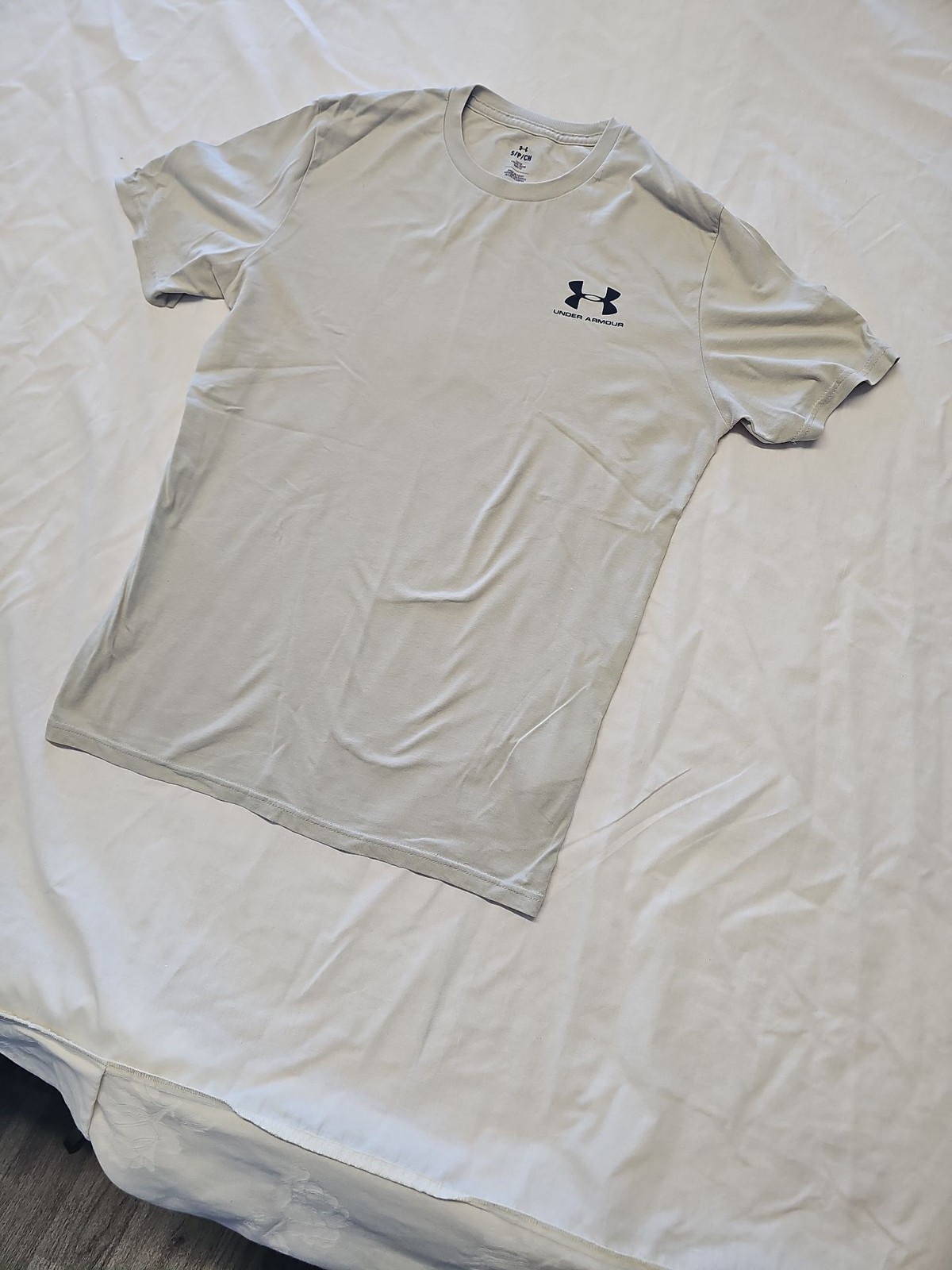 Under Armour Men's Loose Fit Logo T-Shirt - Light Grey small WW1146 - Image 10