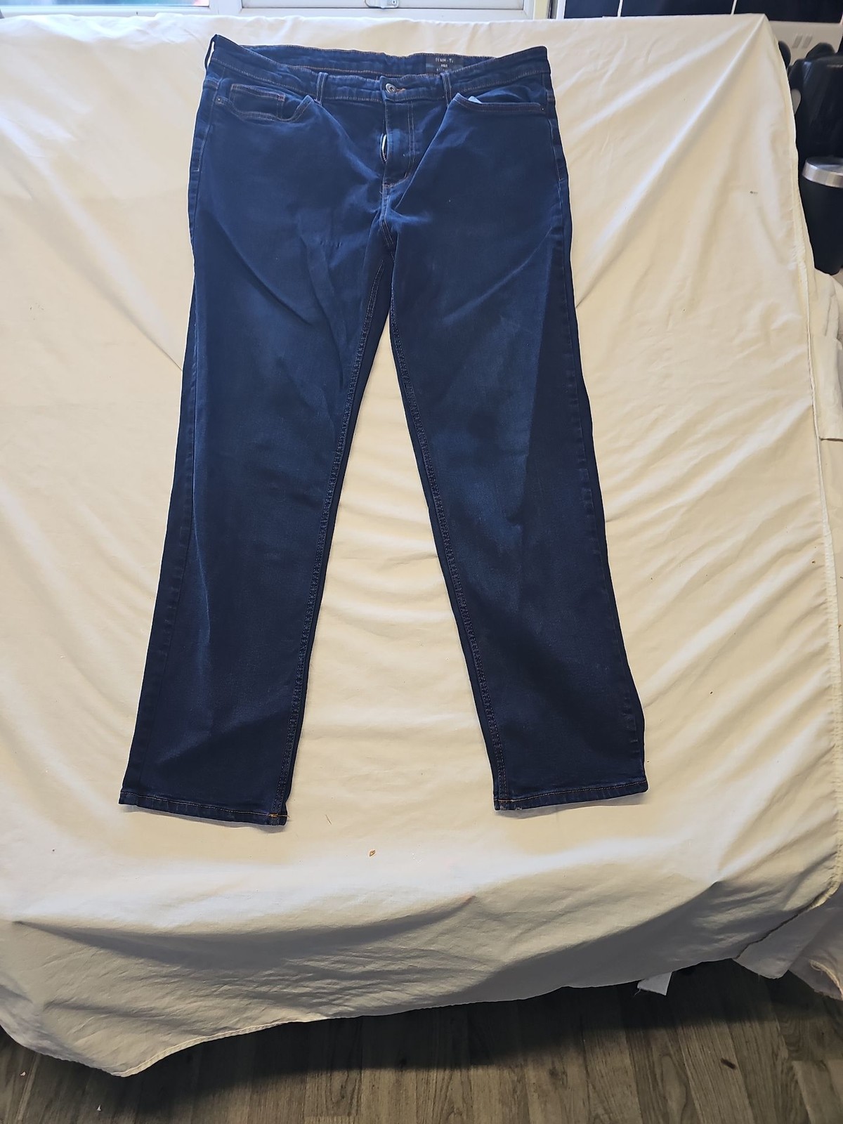 Denim by Tu Men's Dark Wash Straight Leg Jeans - 38R L31 VV1128