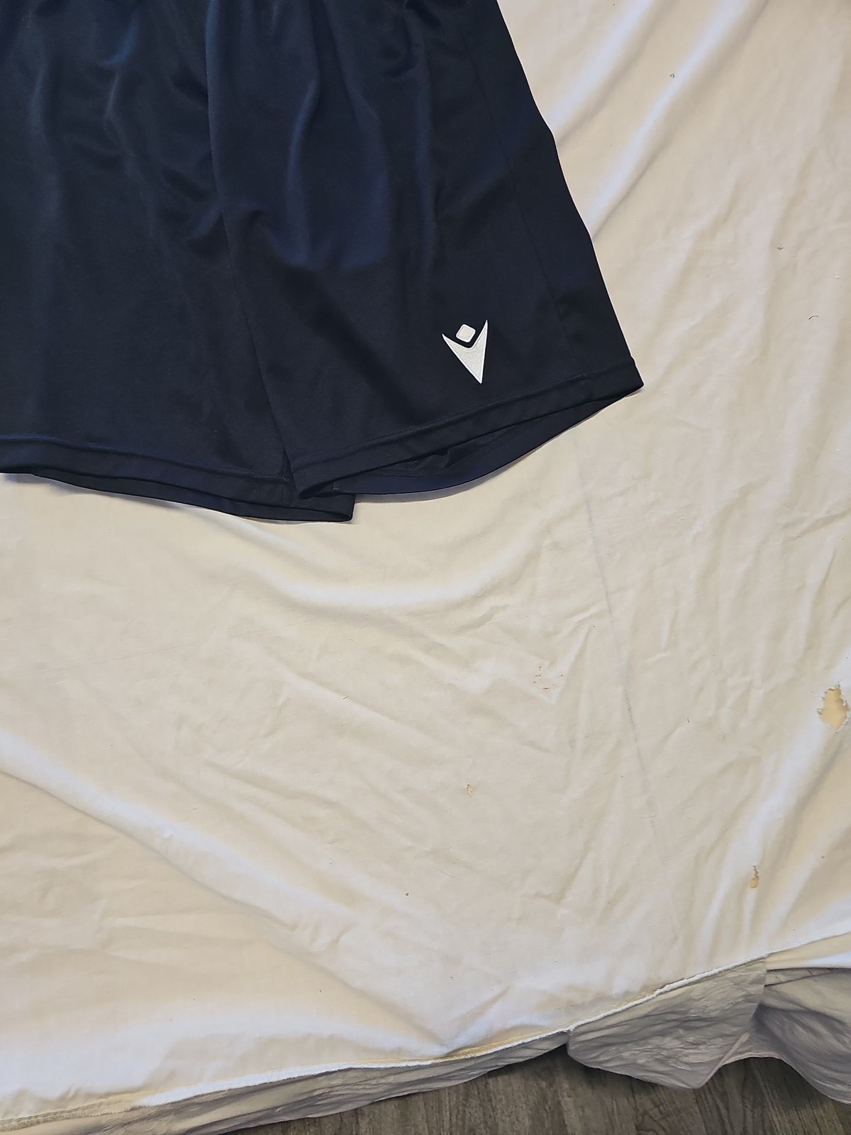 Macron Men's Navy Blue Football Training Shorts - Size M NN1012 - Image 3