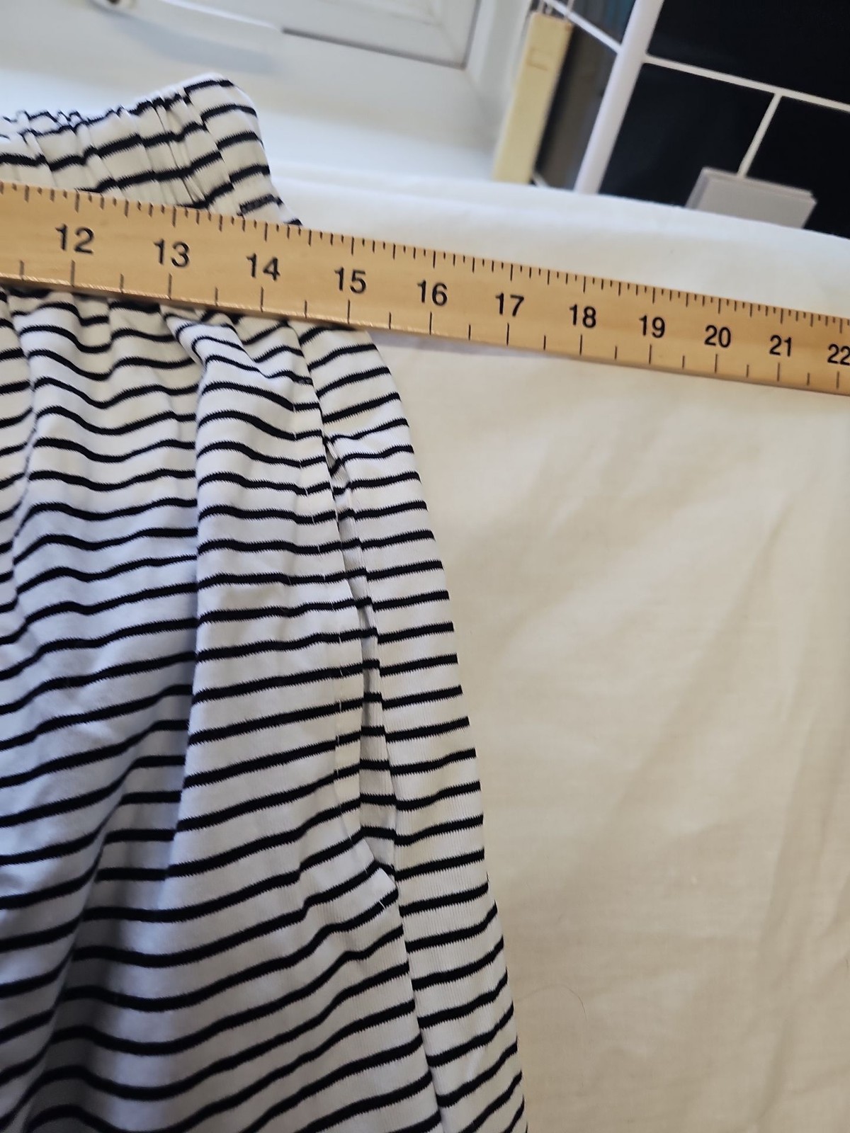 Boohoo New With Tags Black and White Striped Wide Leg Trousers uk16 NN1019 - Image 4