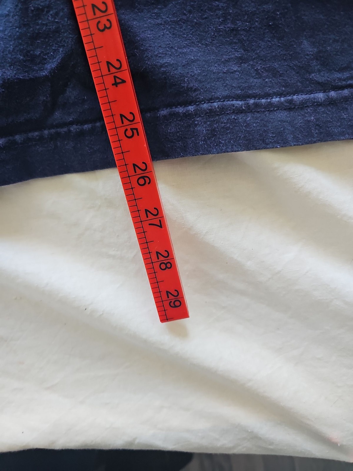 Hugo Boss Navy Blue Graphic T-Shirt with White Logo size L 316 - Image 6