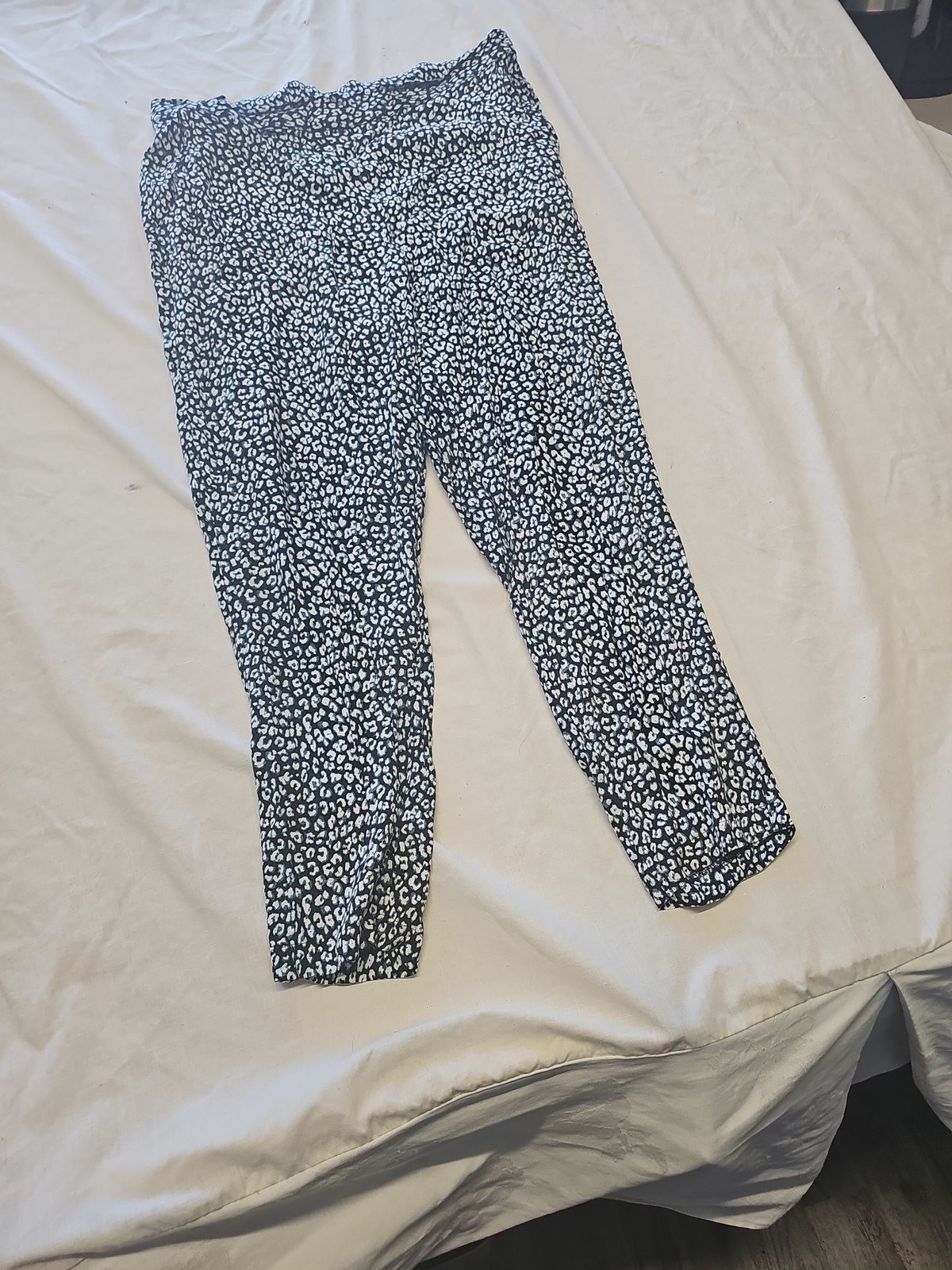 M&S Collection Animal Print Tapered Trousers uk14 MM16 - Image 3