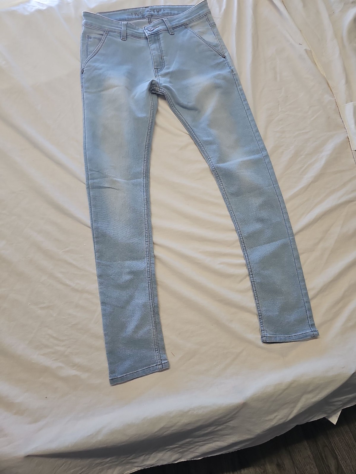 Live Free Light Wash Slim Fit Jeans W30 L31 UU1107 - Image 3