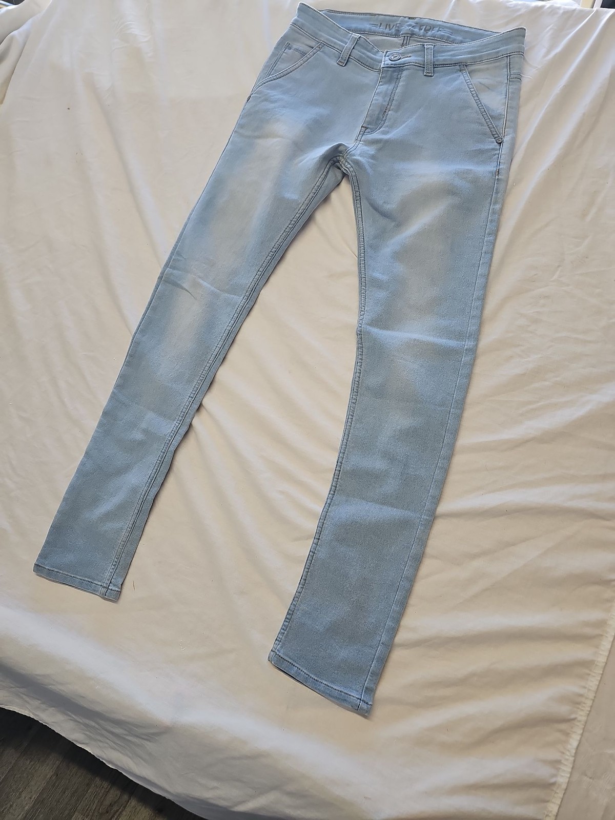 Live Free Light Wash Slim Fit Jeans W30 L31 UU1107 - Image 4