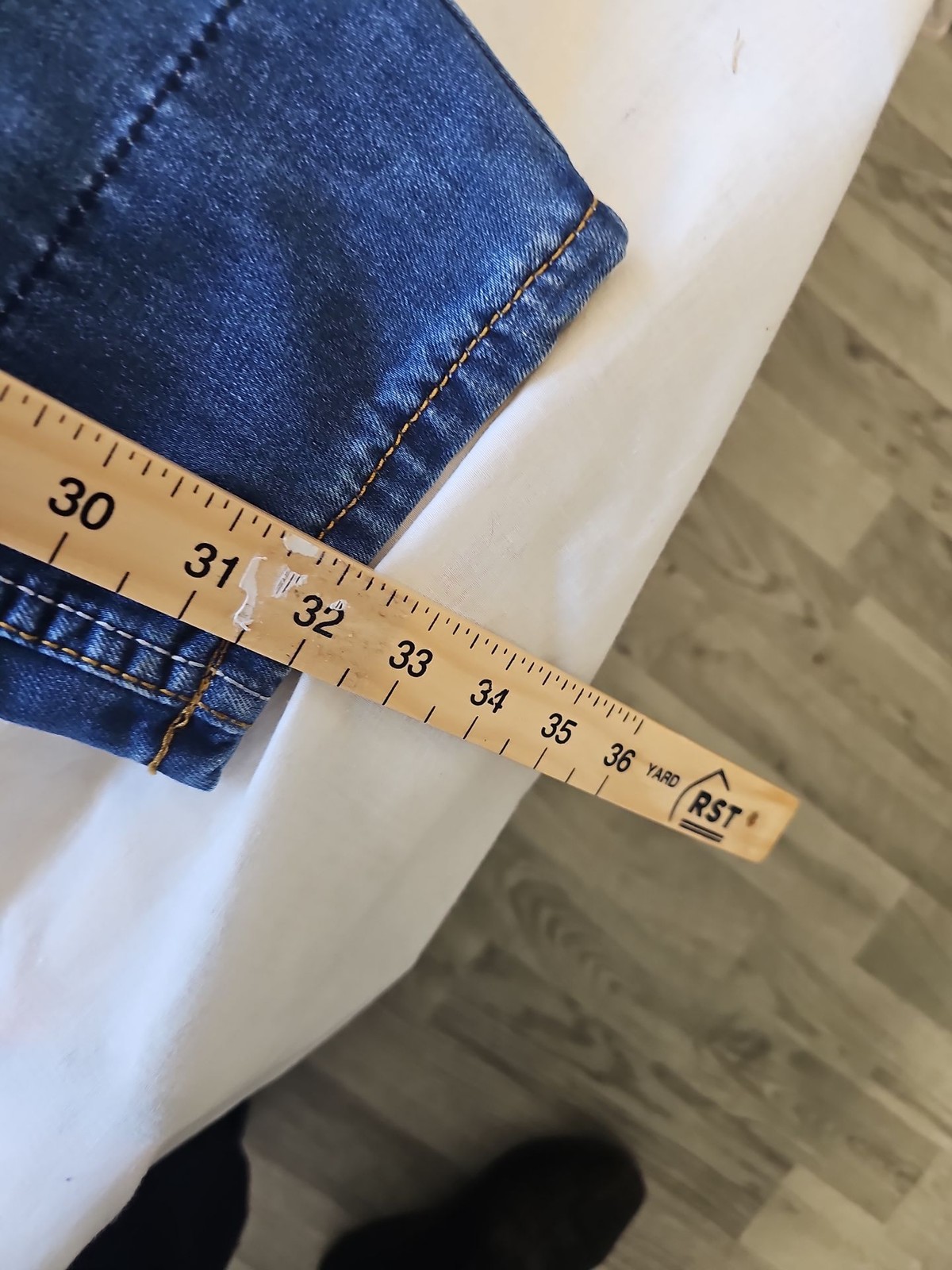 Fruit Jeans Distressed Slim Fit Blue Denim with Plaid Lining Accent W/L32 TT1104 - Image 6