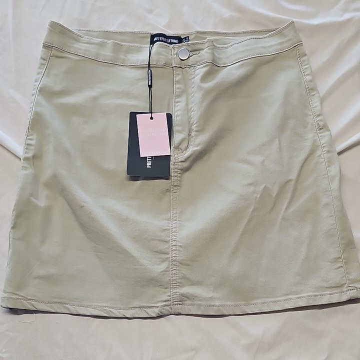 PrettyLittleThing Sage Green Denim Mini Skirt uk14 HH204 - Image 6
