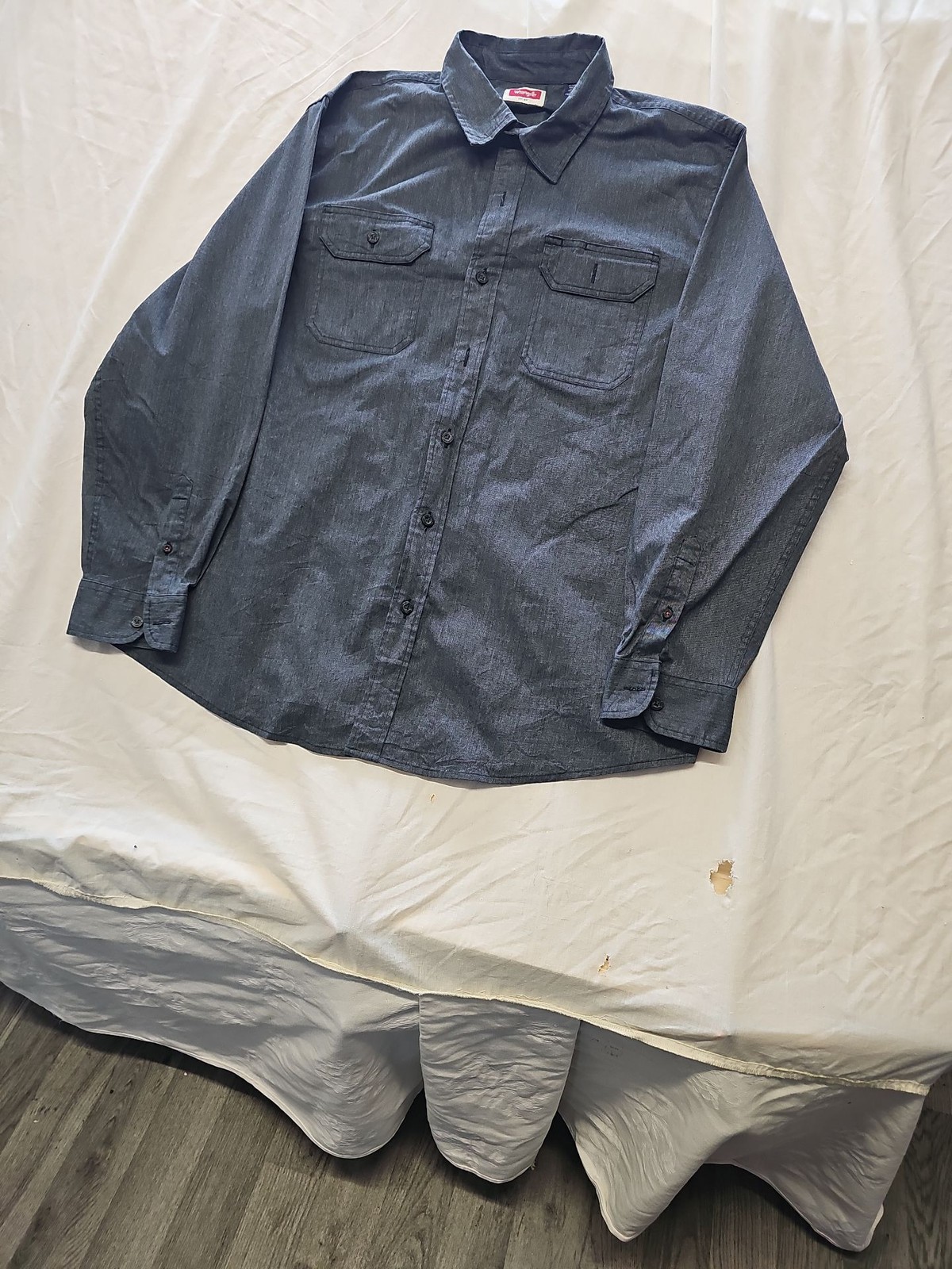 Wrangler Men's Charcoal Grey Chambray Work Shirt XL YY1184 - Image 4