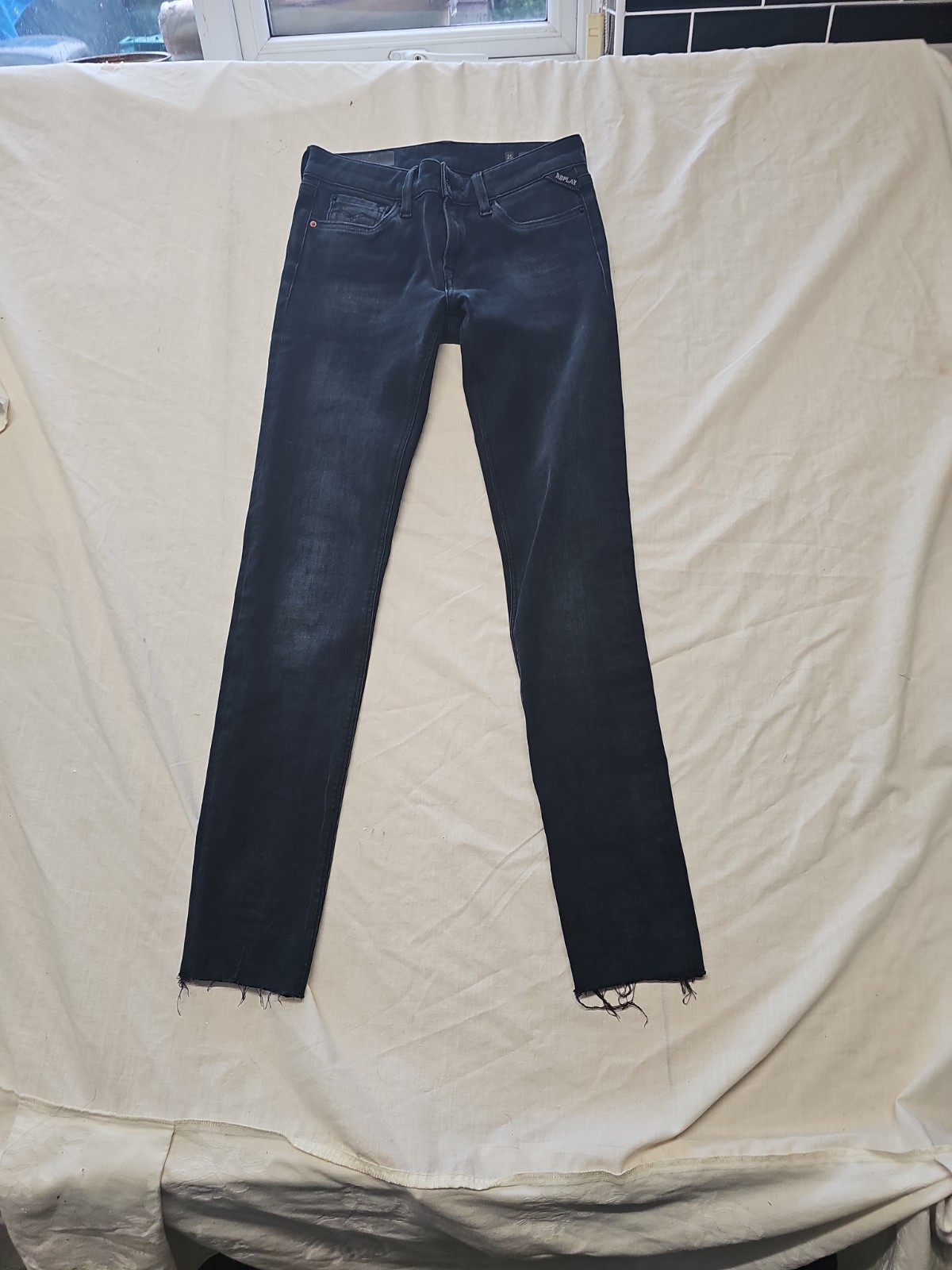 Replay Luz Women's Skinny Jeans Dark Wash Raw Hem Size 25 A1 1202
