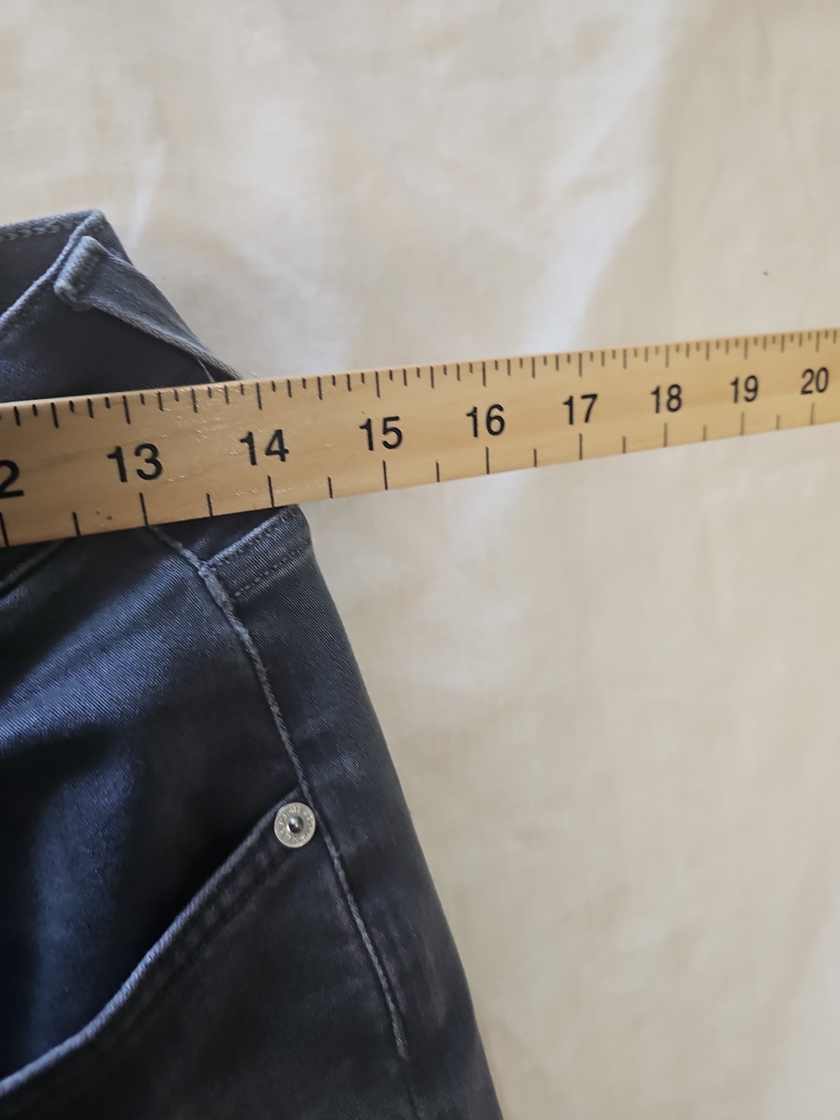 7 For All Mankind Slim Fit Grey Wash Denim Jeans A 1201 - Image 4