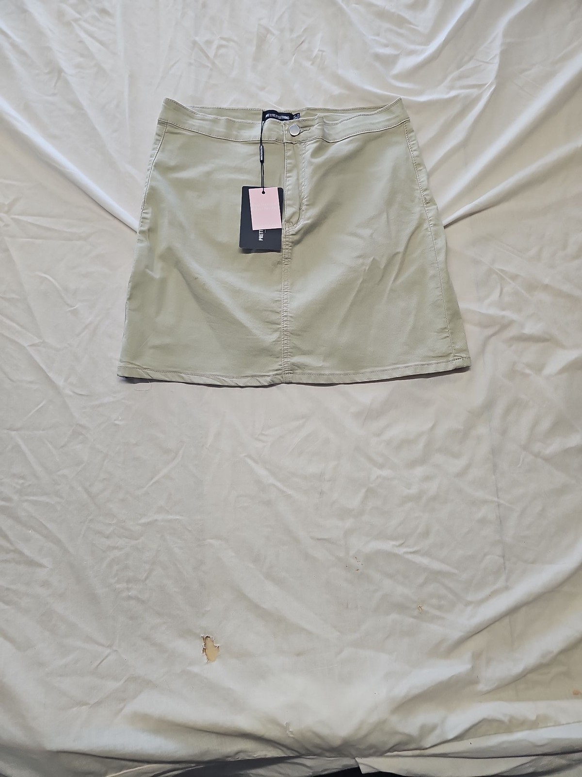 PrettyLittleThing Sage Green Denim Mini Skirt uk14 HH204