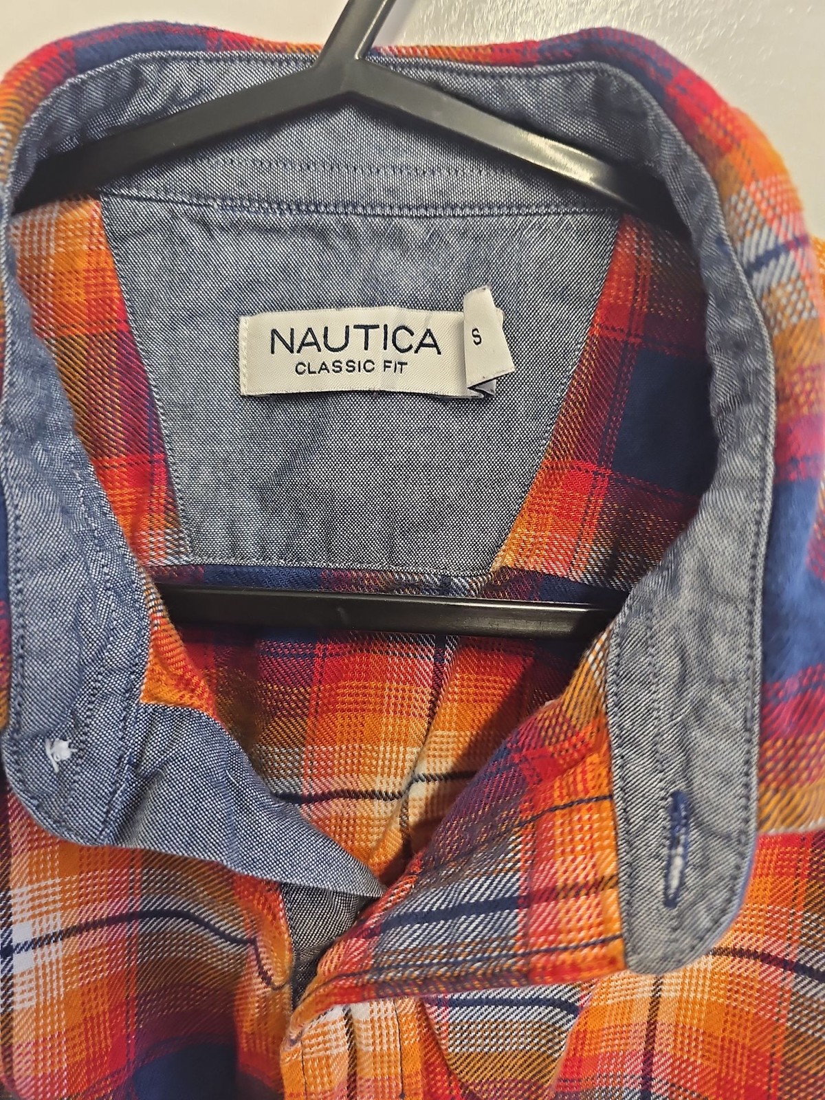 Nautica Classic Fit Orange & Navy Plaid Flannel Shirt – Size S A2 1216