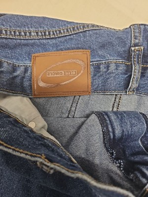 Blue Circle Men’s Straight Leg Denim Jeans in Mid-Wash A4 1240