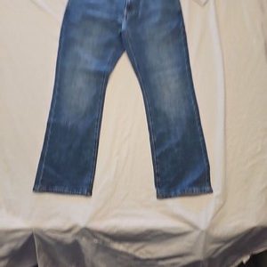 Amazon Essentials Men's Bootcut Slim Jeans in Blue - Size 32W x 28L JJ331